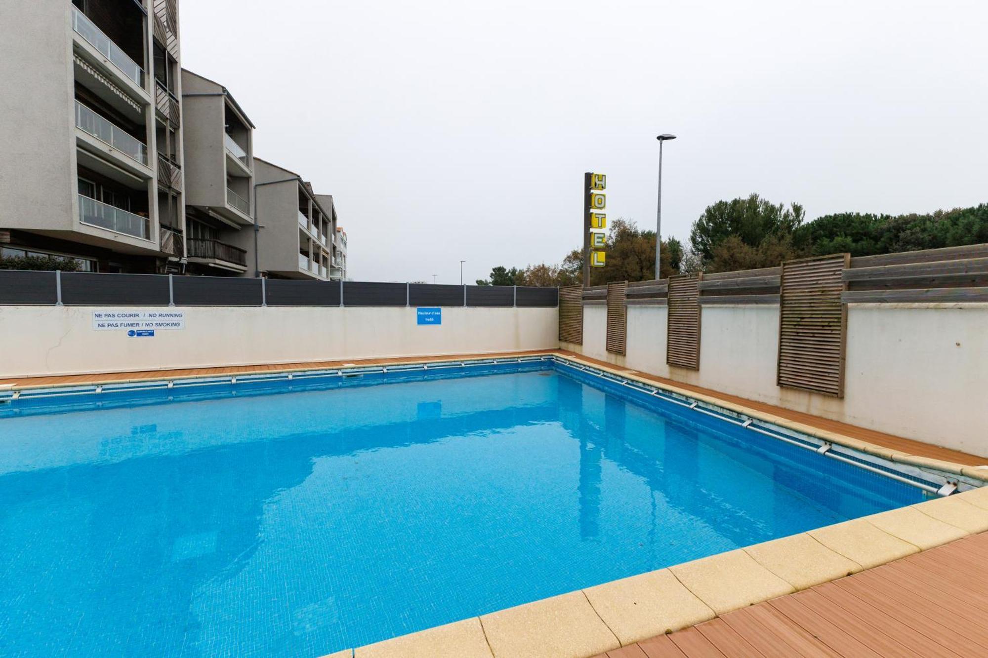 Logis Hotel Le Rochelois La Rochelle  Exterior foto