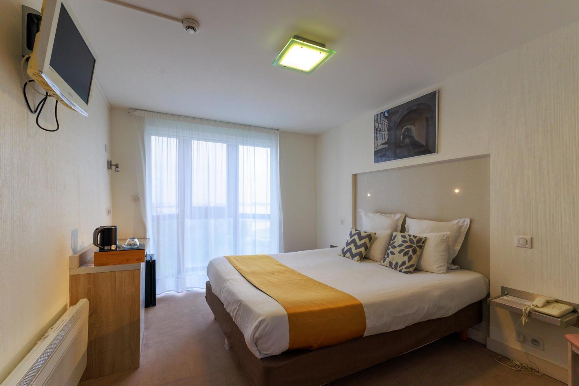 Logis Hotel Le Rochelois La Rochelle  Exterior foto